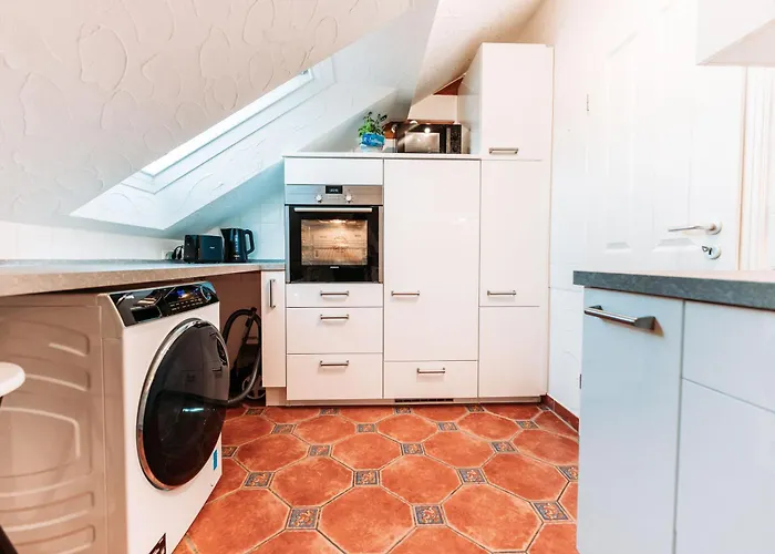 Апартаменты Spacious Penthouse With Ac And Free Parking Steps Away From The Station