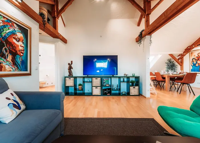 Апартаменты Spacious Penthouse With Ac And Free Parking Steps Away From The Station Кобленц